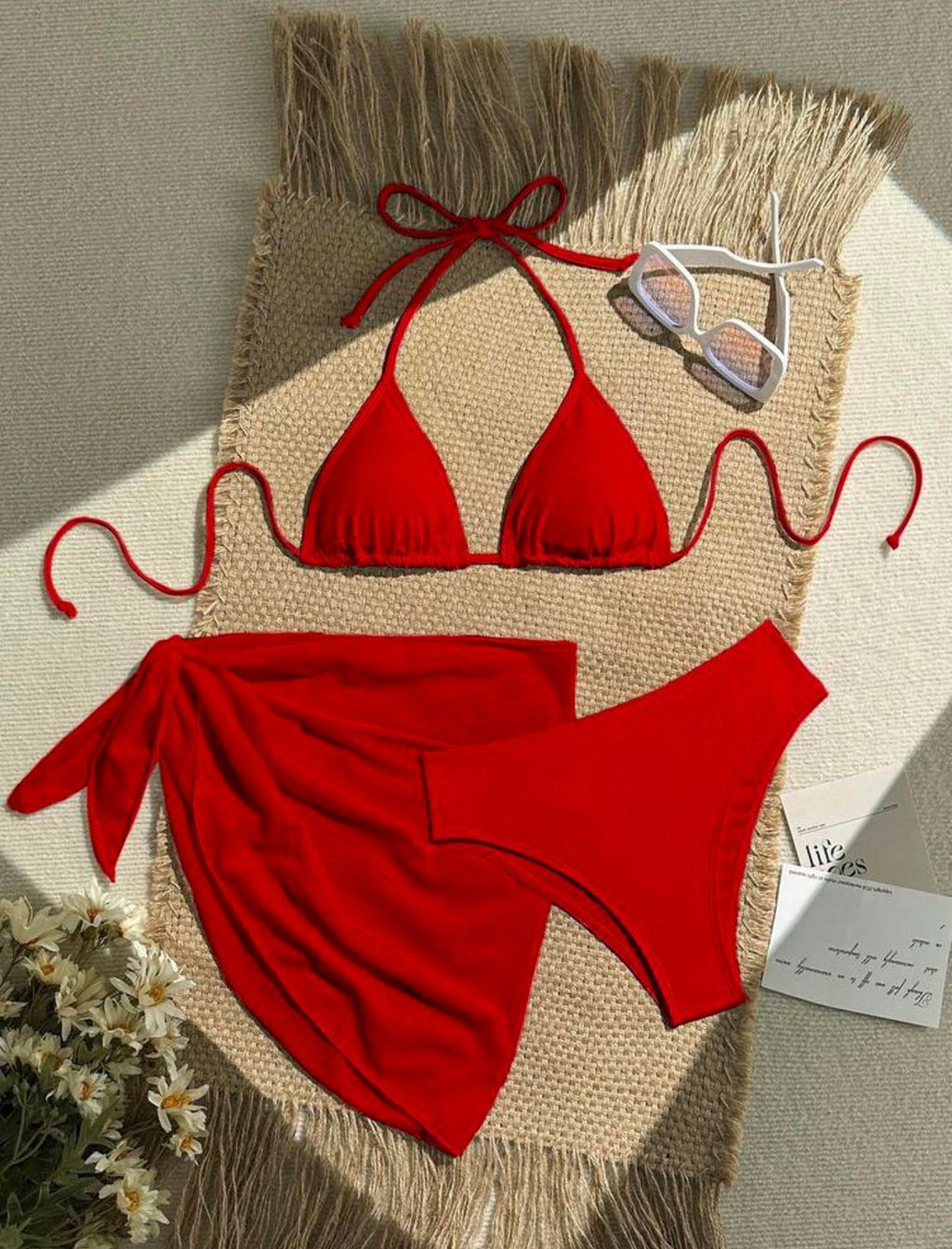 Traje de baño rojo de 3 piezas